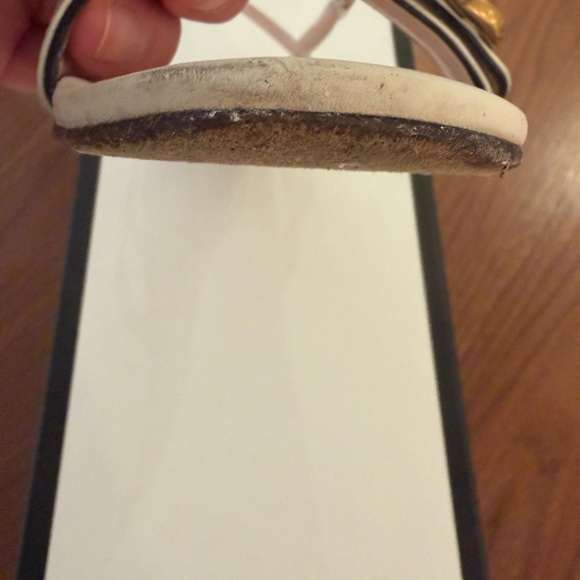 Gucci Double G Logo Sandals - Picture 10 of 11